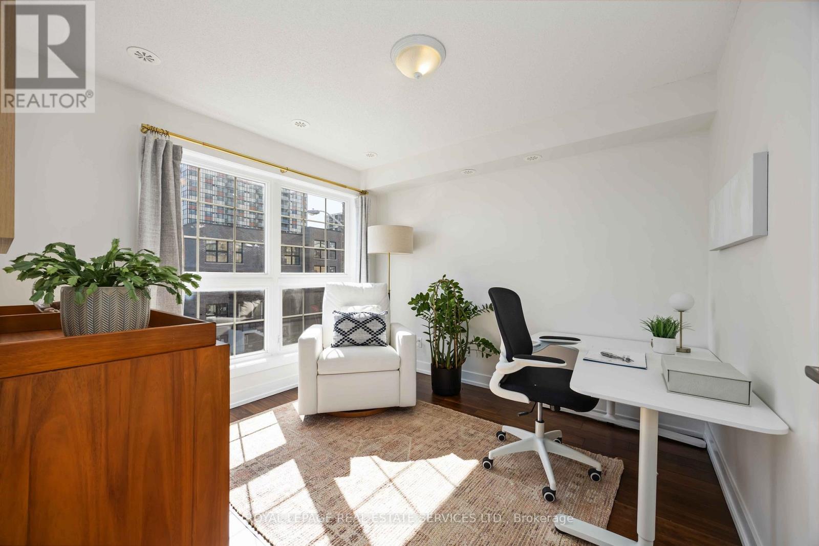 212 Brandon Avenue, Toronto, Ontario  M6H 0C5 - Photo 28 - W12504082