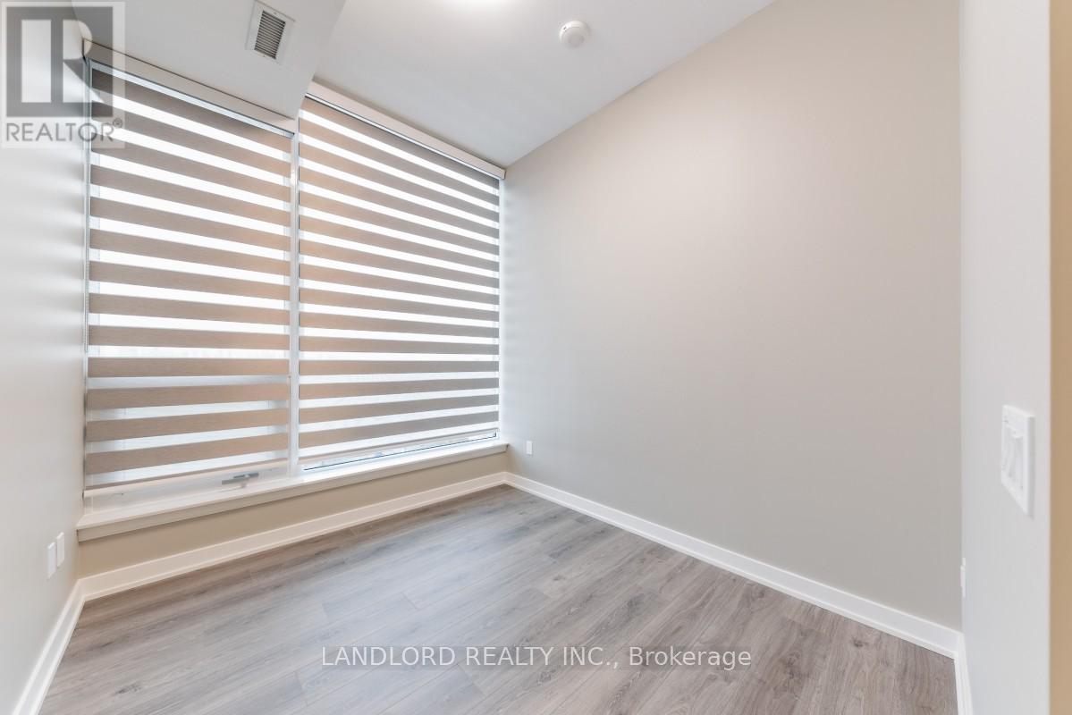 1609 - 28 Ann Street, Mississauga, Ontario  L5G 0E1 - Photo 14 - W12504084