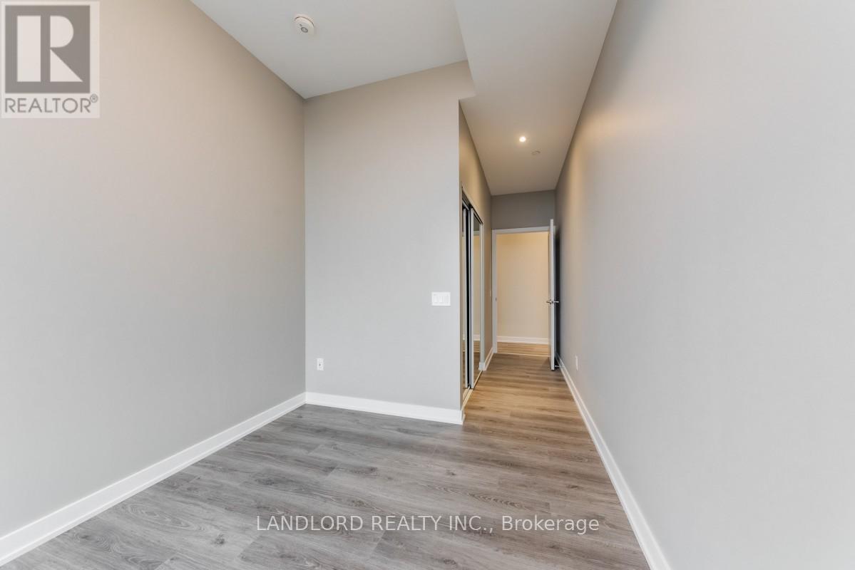 1609 - 28 Ann Street, Mississauga, Ontario  L5G 0E1 - Photo 17 - W12504084