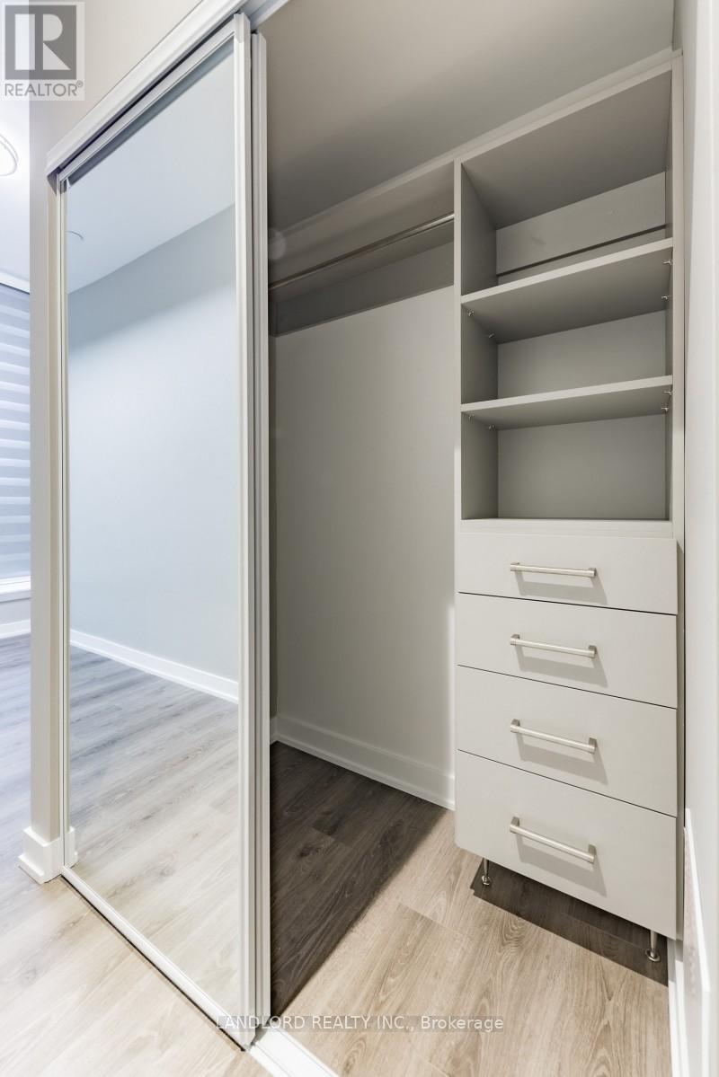 1609 - 28 Ann Street, Mississauga, Ontario  L5G 0E1 - Photo 18 - W12504084