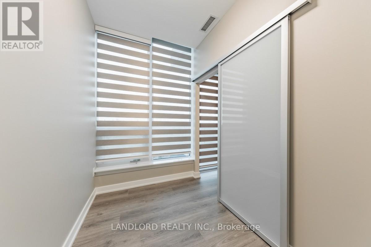 1609 - 28 Ann Street, Mississauga, Ontario  L5G 0E1 - Photo 20 - W12504084