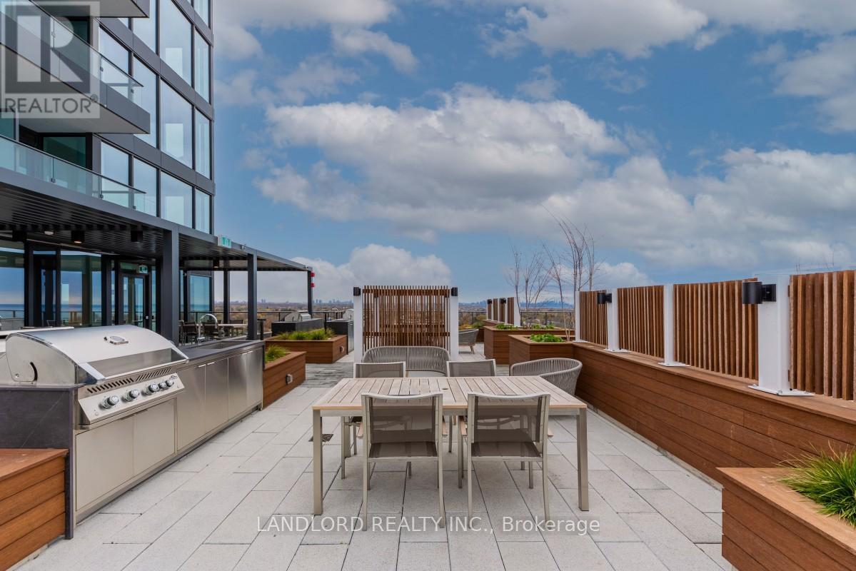 1609 - 28 Ann Street, Mississauga, Ontario  L5G 0E1 - Photo 32 - W12504084