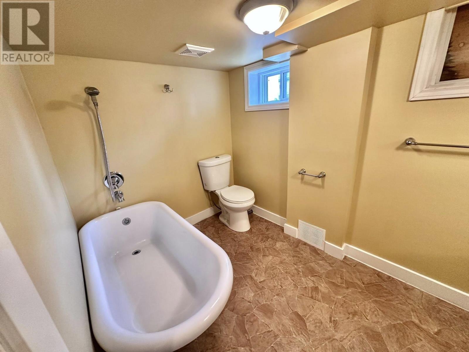 326 Pacific Ave, Thunder Bay, Ontario  P7C 2S1 - Photo 22 - TB253263