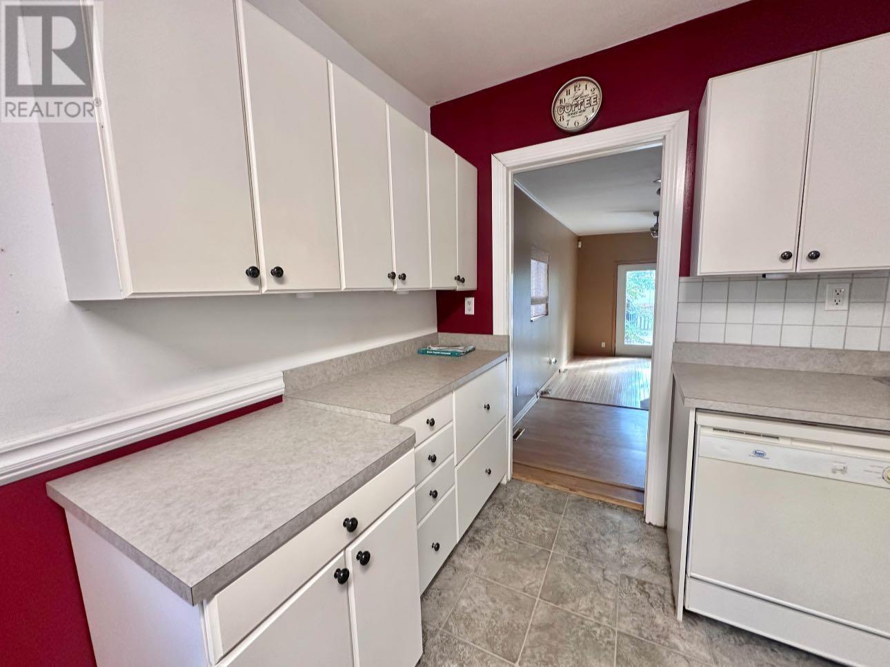 326 Pacific Ave, Thunder Bay, Ontario  P7C 2S1 - Photo 7 - TB253263