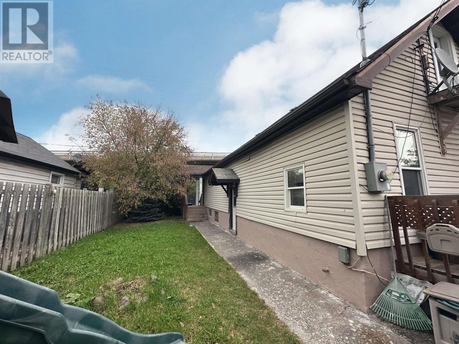 326 Pacific Ave, Thunder Bay, Ontario  P7C 2S1 - Photo 27 - TB253263