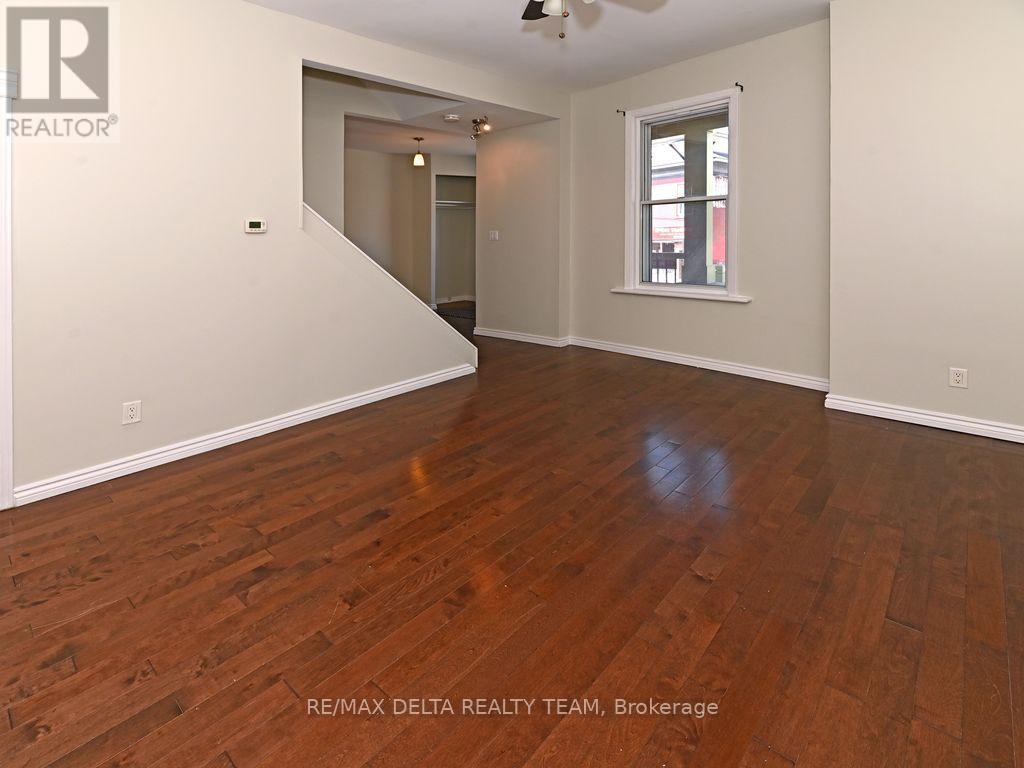 355 Bronson Avenue, Ottawa, Ontario  K1R 6J4 - Photo 17 - X12504100