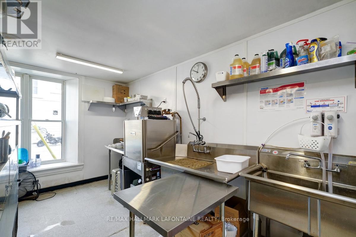 100 Gore Street E, Perth, Ontario  K7H 1J3 - Photo 20 - X12504132