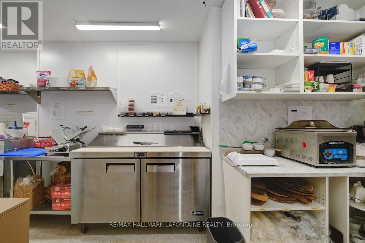 100 Gore Street E, Perth, Ontario  K7H 1J3 - Photo 27 - X12504132