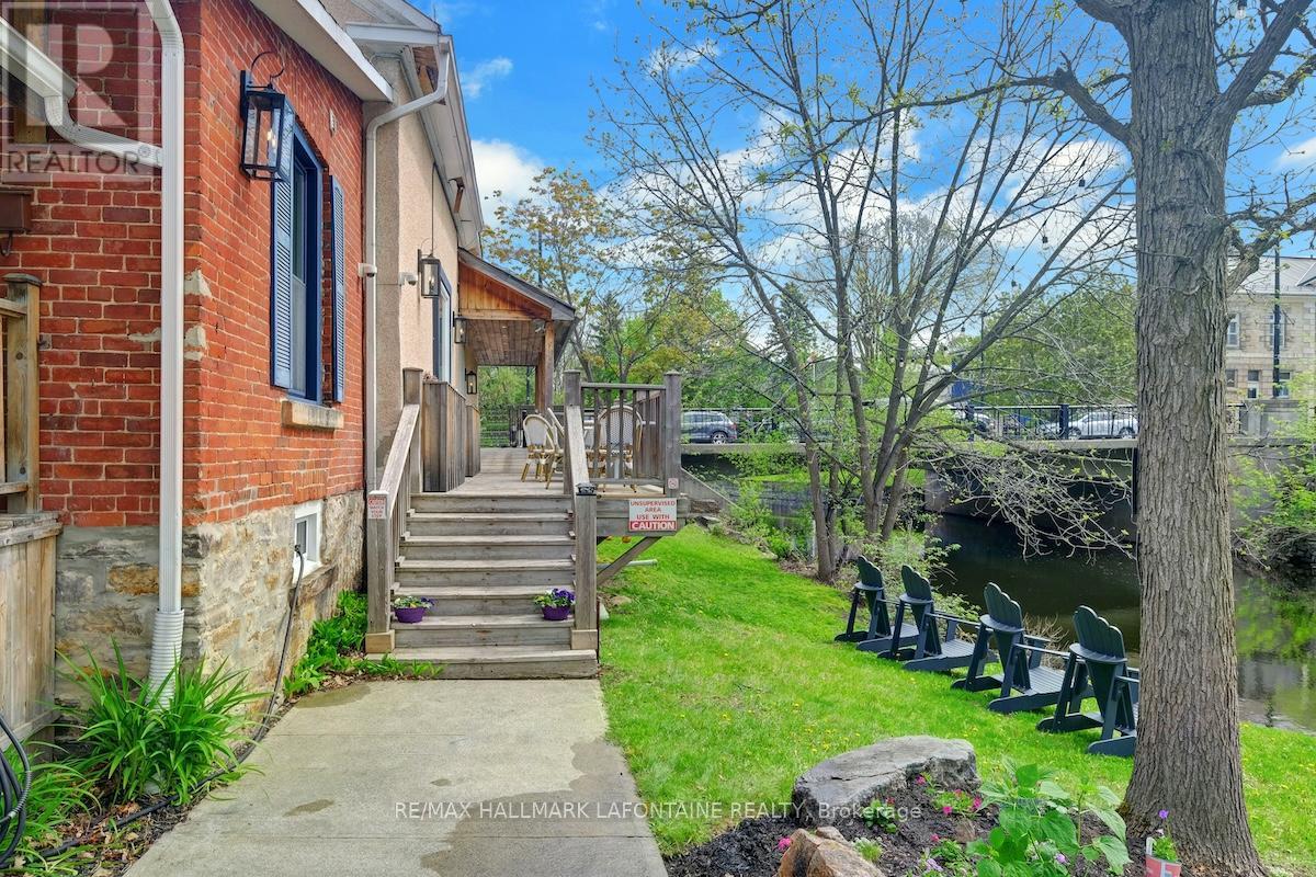 100 Gore Street E, Perth, Ontario  K7H 1J3 - Photo 38 - X12504132