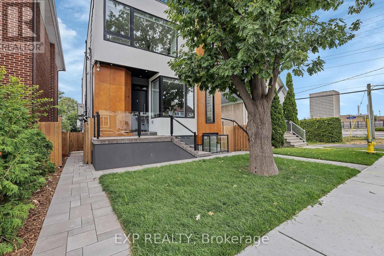 1 - 4A HURON AVENUE N, Ottawa, Ontario