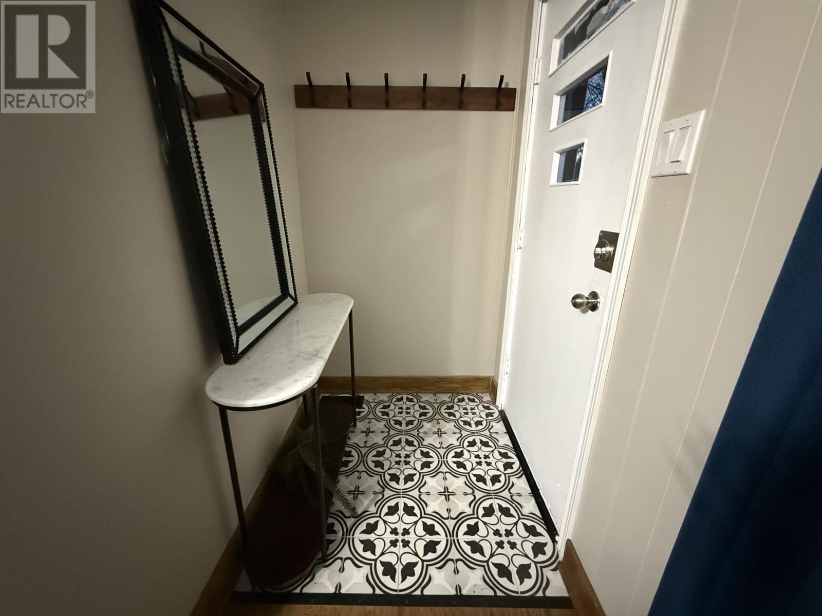 918 Alberta Street, Thunder Bay, Ontario  P7C 3E9 - Photo 5 - TB253334