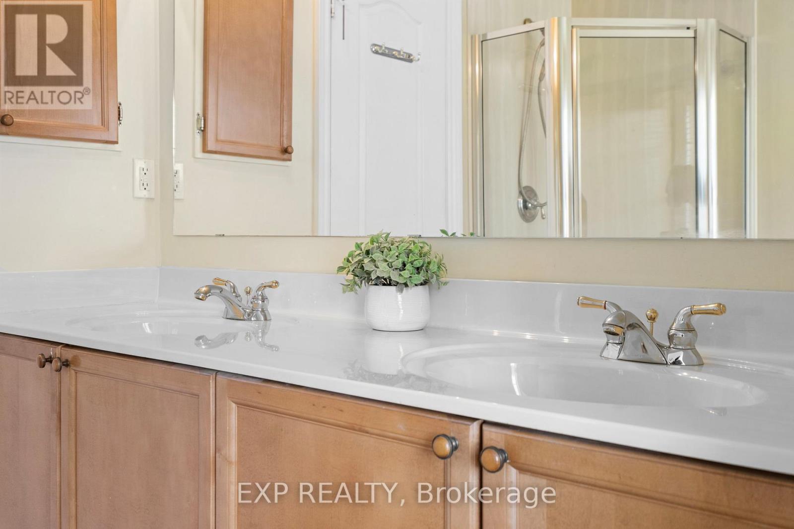 #30 - 1295 Wharf Street, Pickering, Ontario  L1W 1A2 - Photo 13 - E12473606