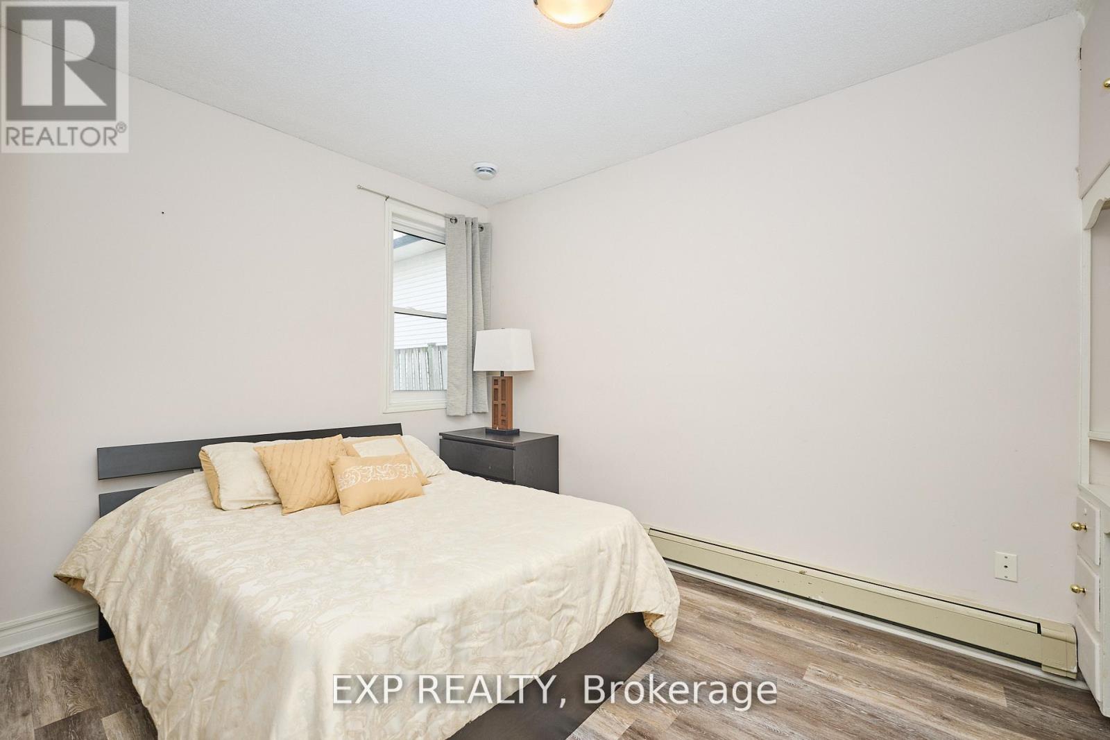 31 Woodrow Street, St. Catharines, Ontario  L2P 2A1 - Photo 13 - X12504108