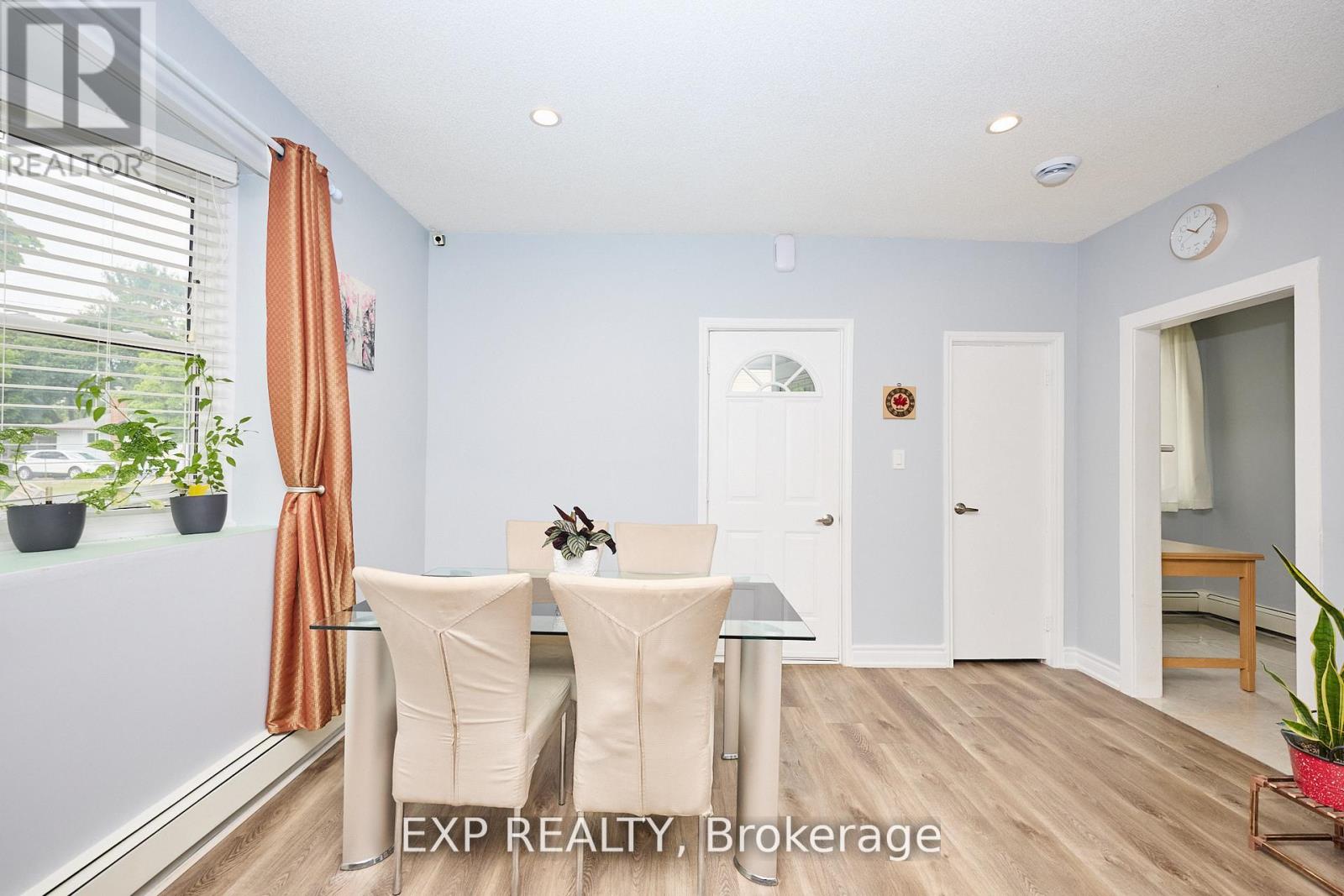 31 Woodrow Street, St. Catharines, Ontario  L2P 2A1 - Photo 19 - X12504108