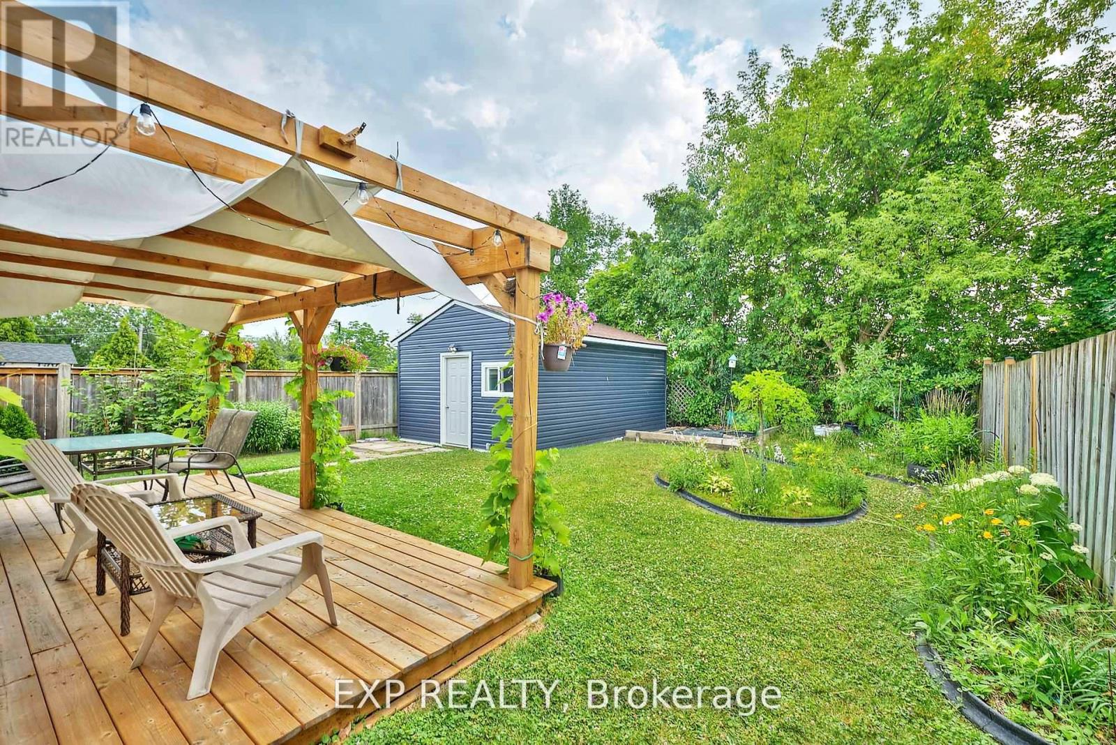 31 Woodrow Street, St. Catharines, Ontario  L2P 2A1 - Photo 23 - X12504108