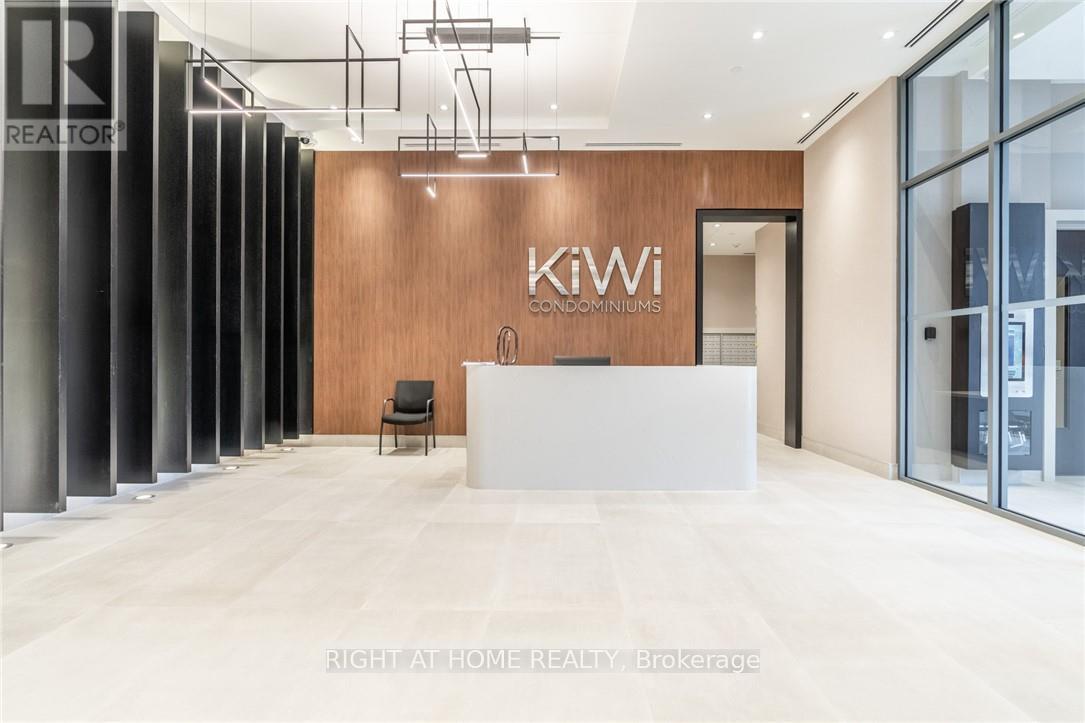 1107 - 212 King William Street, Hamilton, Ontario  L8R 0A7 - Photo 4 - X12503802