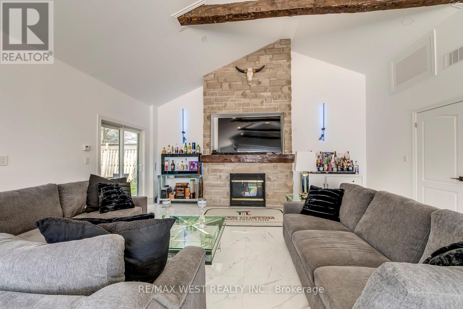 8077 Mount Carmel Boulevard, Niagara Falls, Ontario  L2H 2Y8 - Photo 42 - X12503810