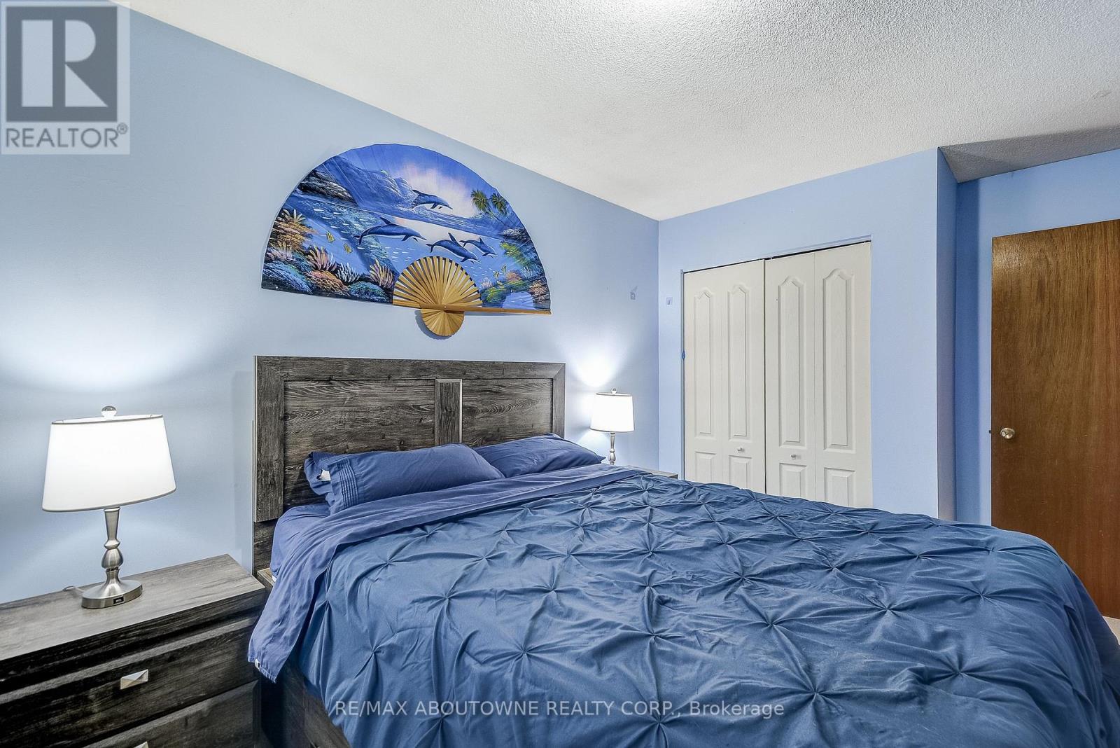 211 East 8th Street, Hamilton, Ontario  L9A 3L7 - Photo 21 - X12503840