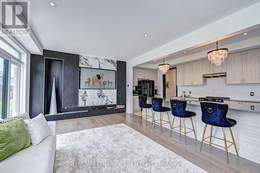 216 Newman Drive, Cambridge, Ontario  N1S 4Y6 - Photo 12 - X12503876