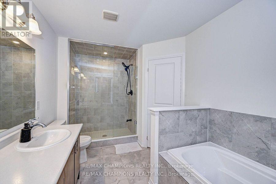 216 Newman Drive, Cambridge, Ontario  N1S 4Y6 - Photo 14 - X12503876