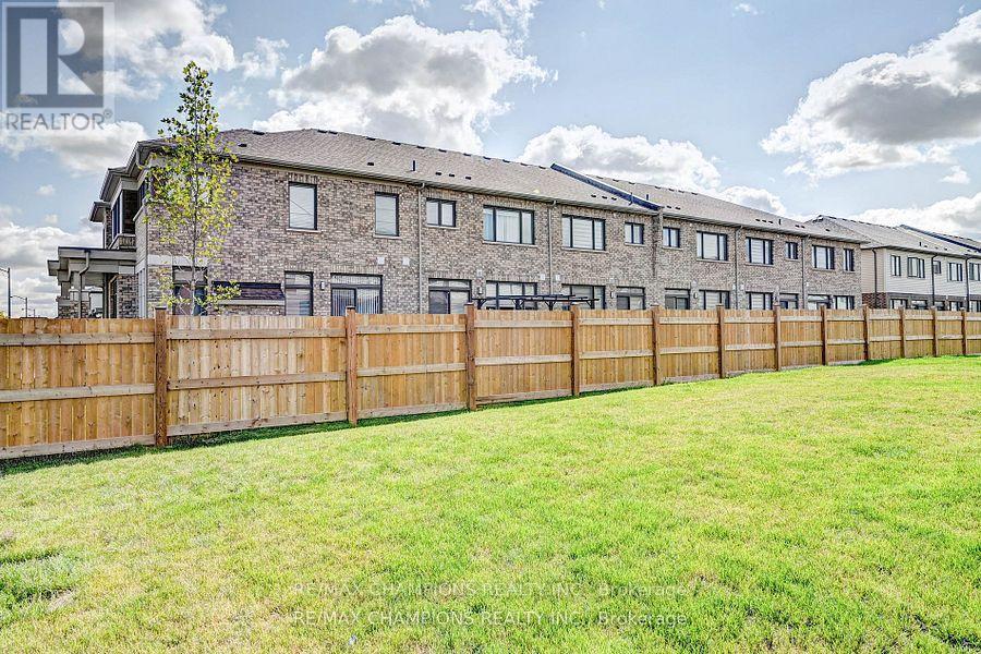 216 Newman Drive, Cambridge, Ontario  N1S 4Y6 - Photo 17 - X12503876