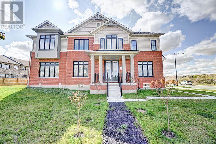 216 Newman Drive, Cambridge, Ontario  N1S 4Y6 - Photo 3 - X12503876