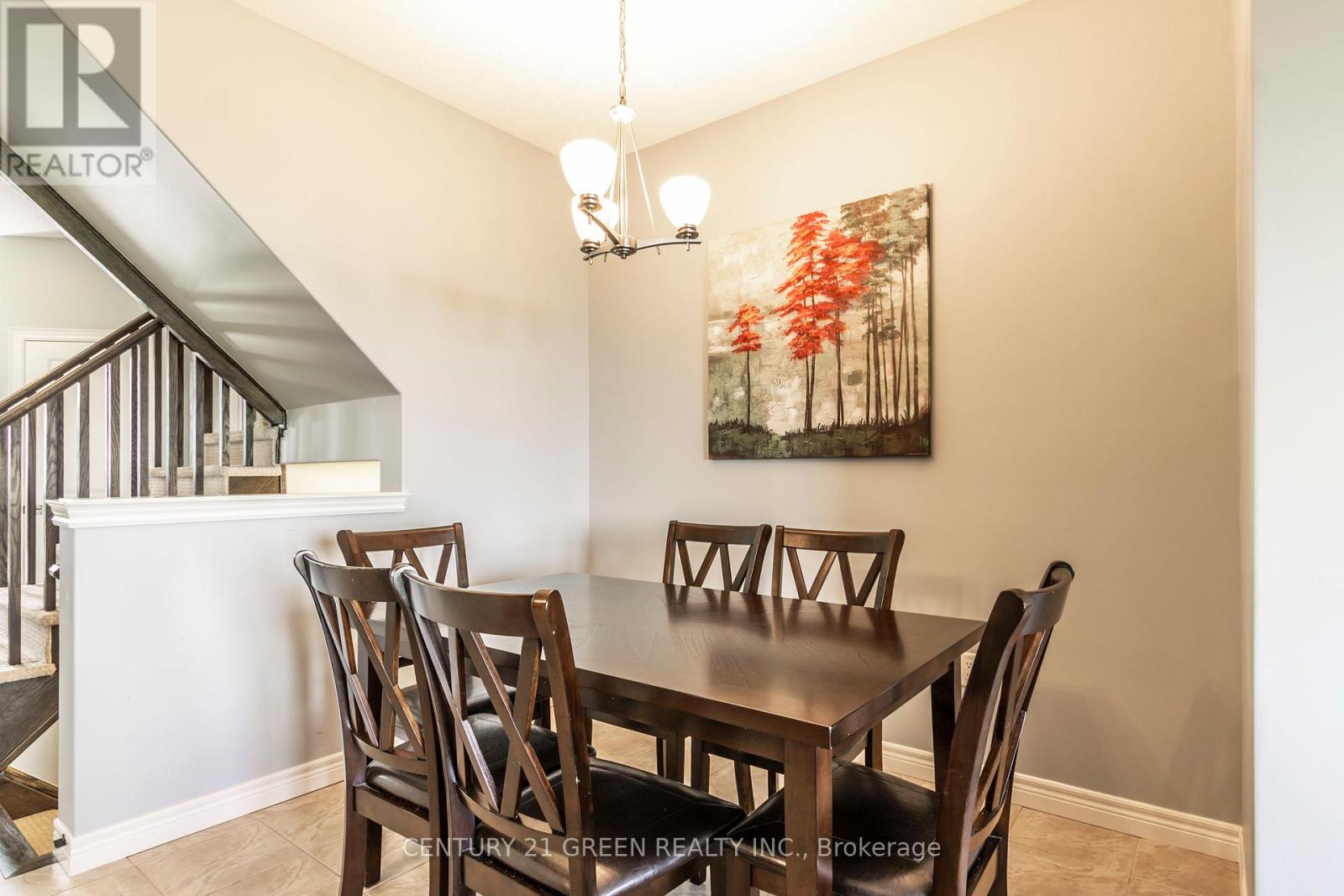 93 Sexton Crescent, Hamilton, Ontario  L9G 0E2 - Photo 11 - X12503978