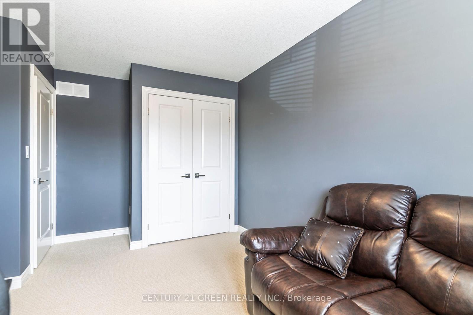 93 Sexton Crescent, Hamilton, Ontario  L9G 0E2 - Photo 23 - X12503978