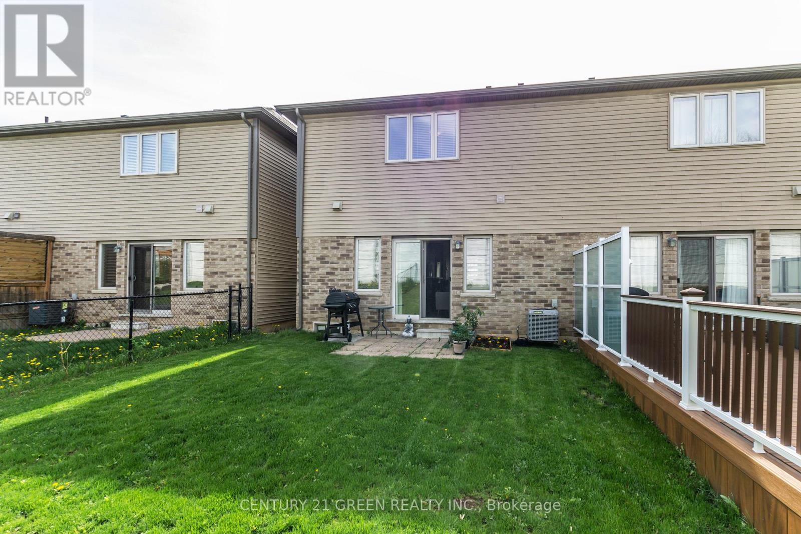 93 Sexton Crescent, Hamilton, Ontario  L9G 0E2 - Photo 34 - X12503978