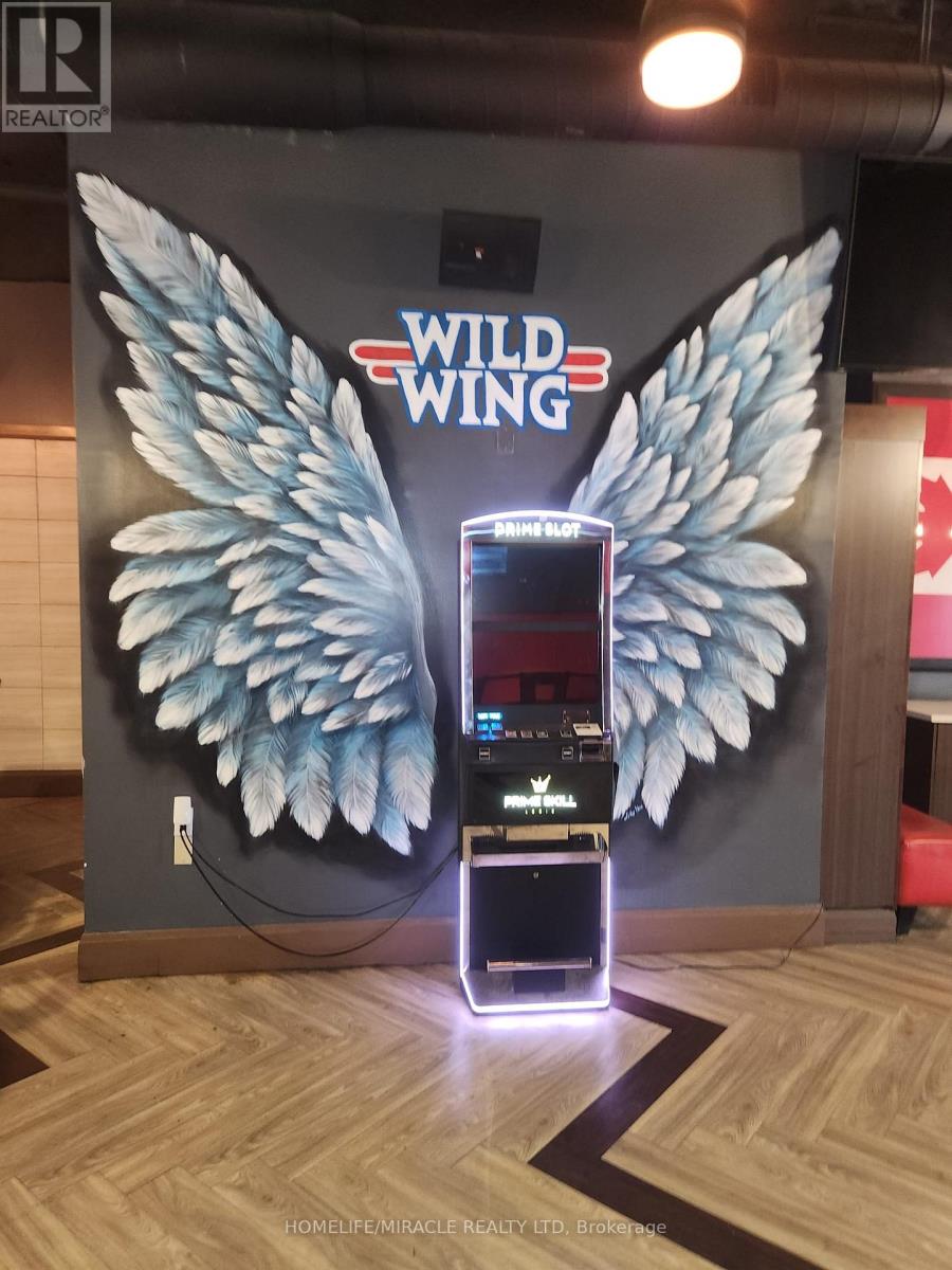 186 King Street, London East, Ontario  N6A 1C7 - Photo 3 - X12503996