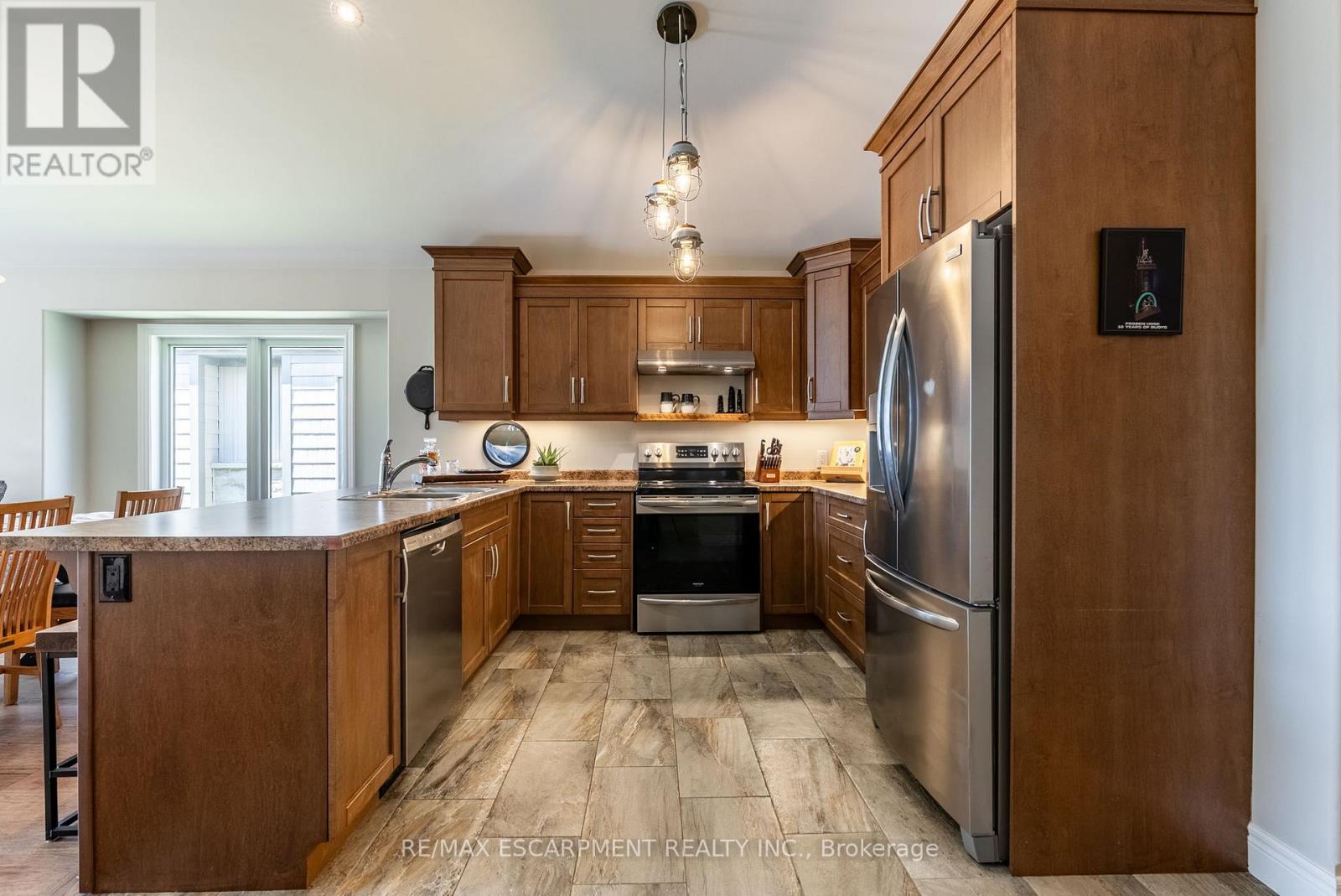 9 Richard Crescent, West Lincoln, Ontario  L0R 2A0 - Photo 9 - X12504010