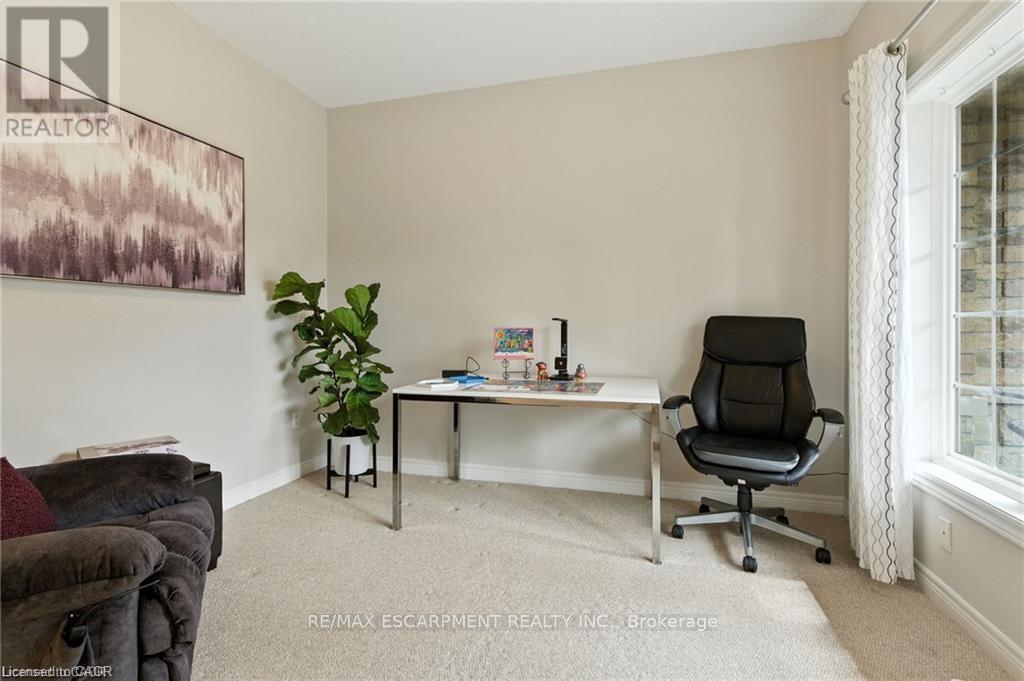 20 - 310 Southbrook Drive, Hamilton, Ontario  L0R 1C0 - Photo 5 - X12504024