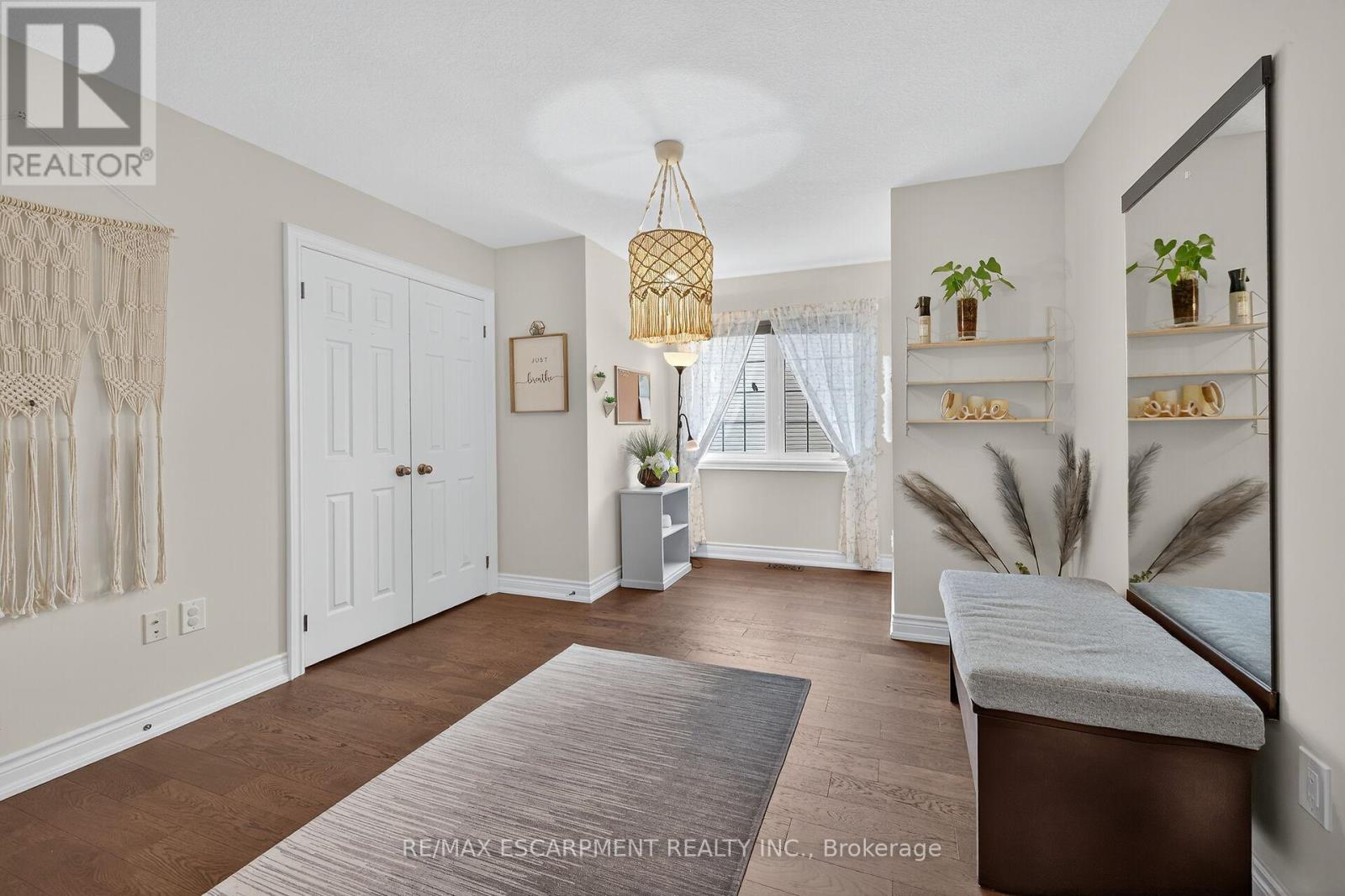 20 Fowler Drive, Hamilton, Ontario  L0R 1C0 - Photo 38 - X12504066