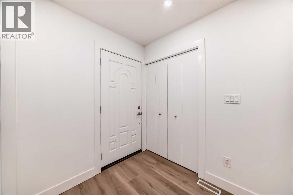 304 Huntbourne Hill Ne, Calgary, Alberta  T2K 3Y4 - Photo 4 - A2241095