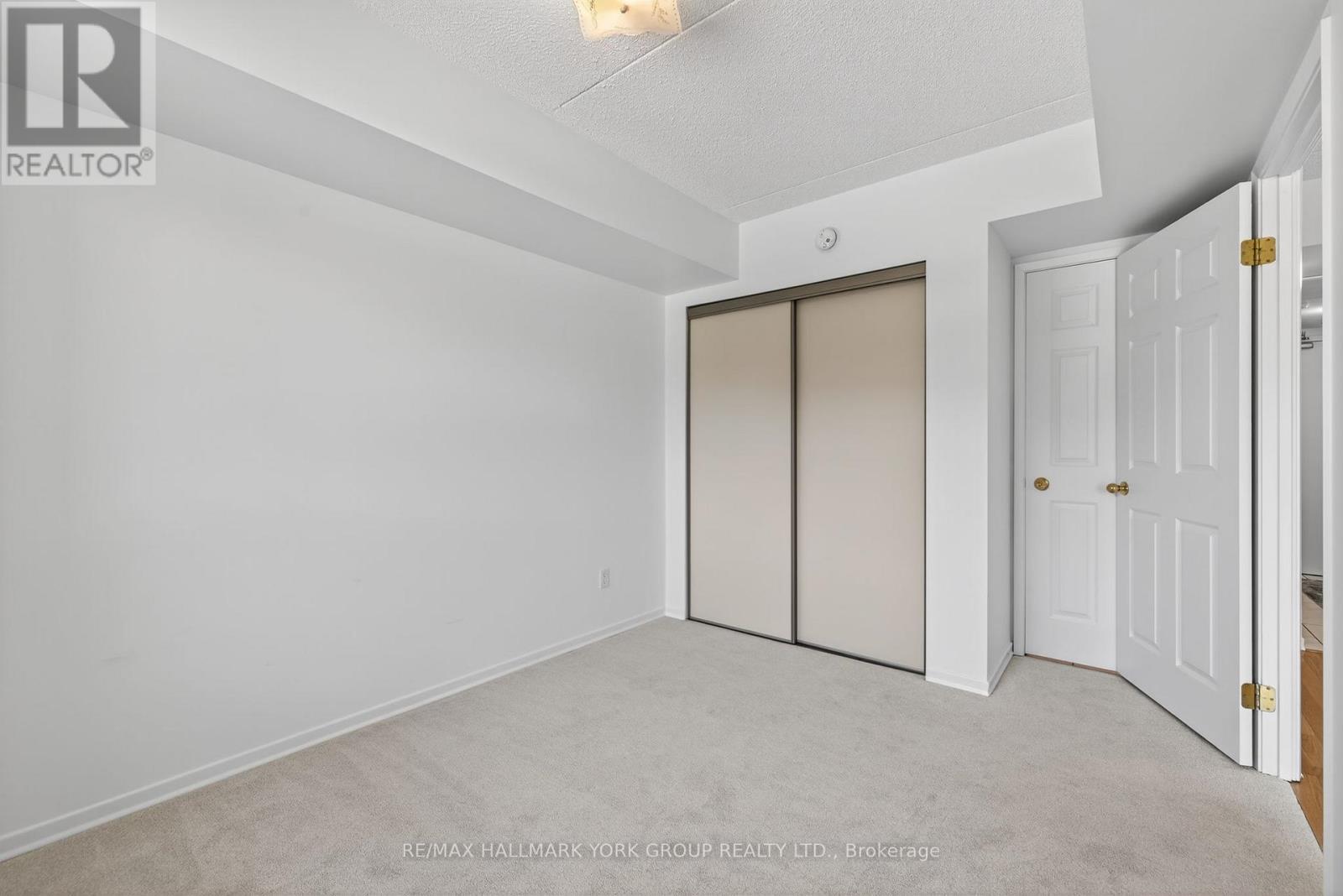 210 - 160 Wellington Street E, Aurora, Ontario  L4G 1J3 - Photo 24 - N12315207