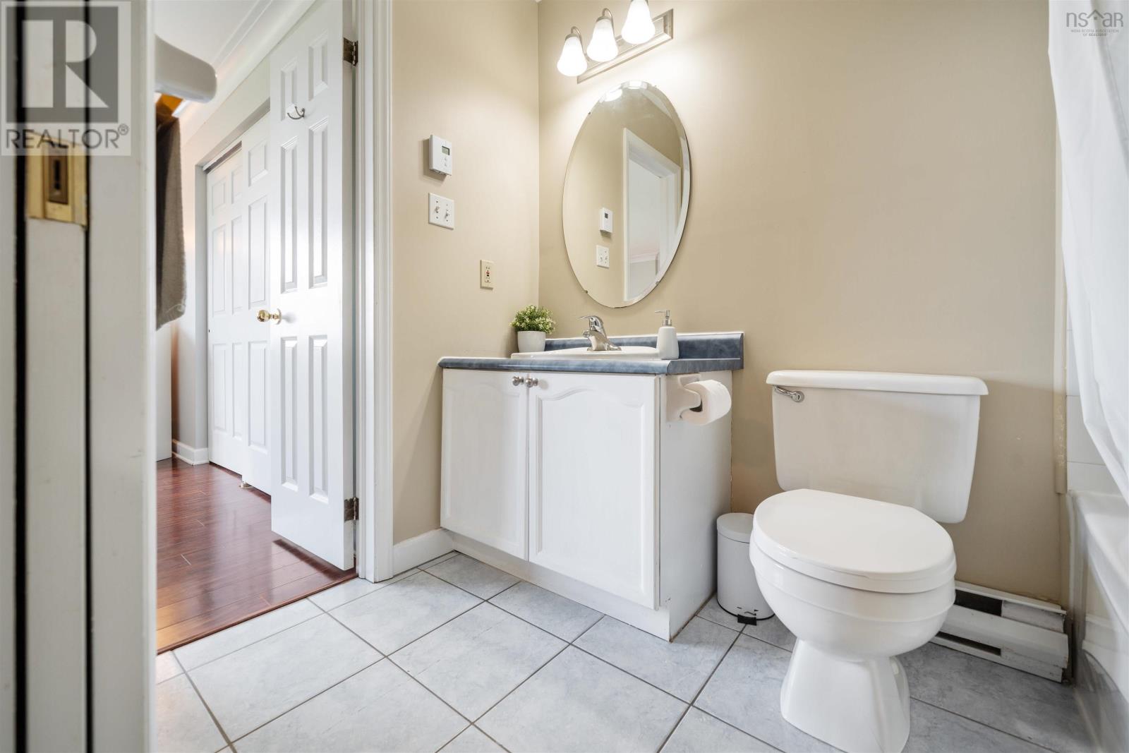 128 Rutledge Street, Bedford, Nova Scotia  B4A 1X6 - Photo 33 - 202518734