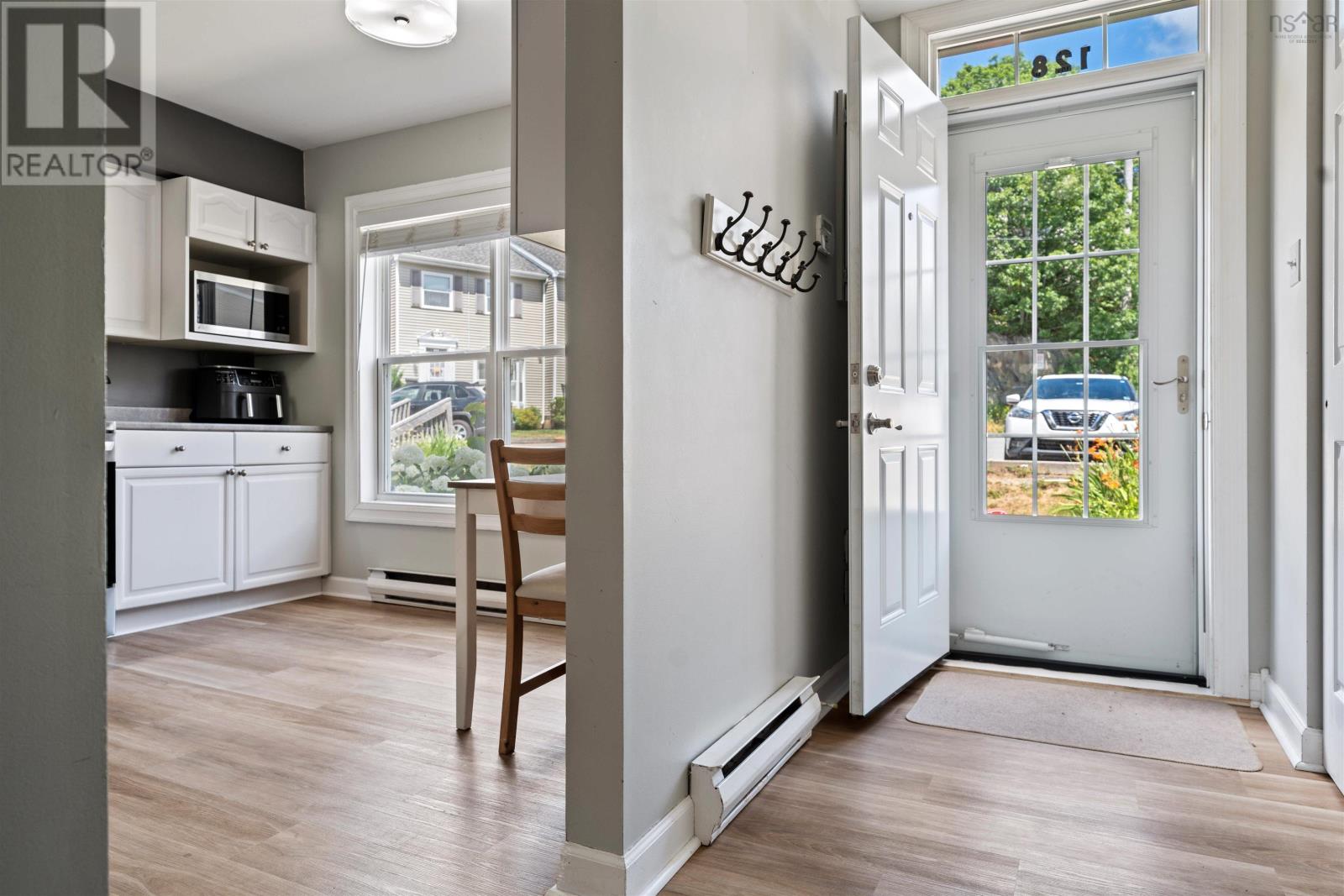 128 Rutledge Street, Bedford, Nova Scotia  B4A 1X6 - Photo 7 - 202518734