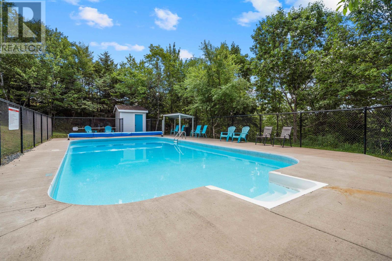 128 Rutledge Street, Bedford, Nova Scotia  B4A 1X6 - Photo 46 - 202518734