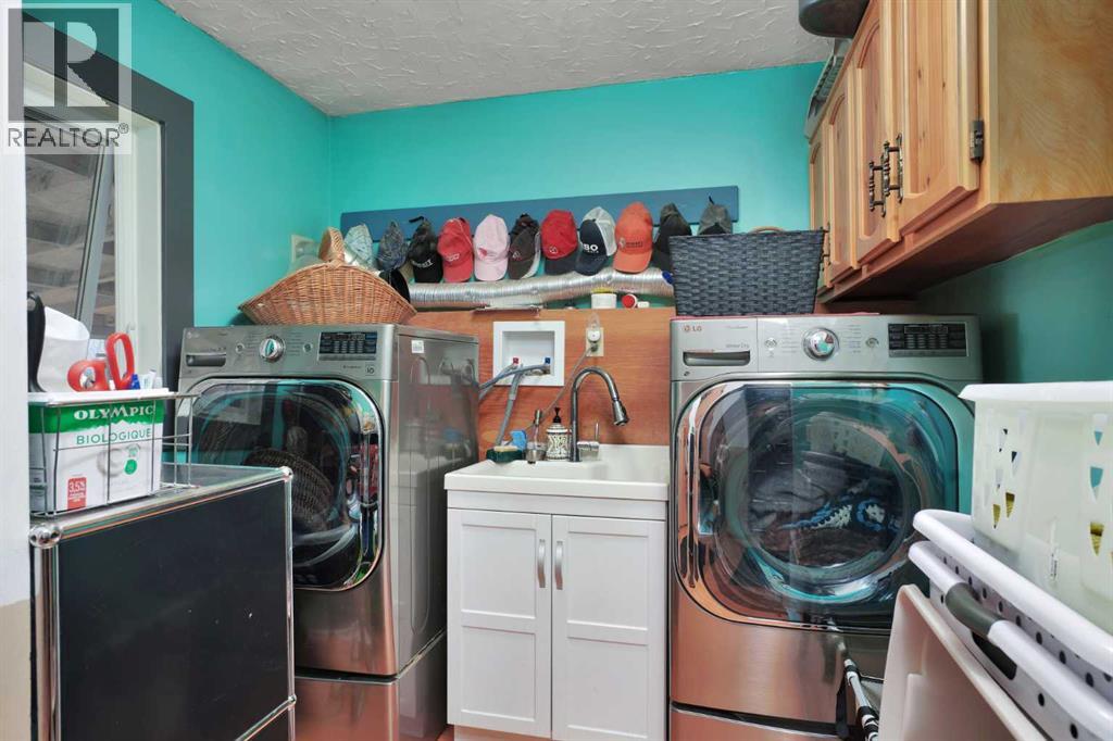 45040 421a Township, Rural Ponoka County, Alberta  T0C 0J0 - Photo 50 - A2213924