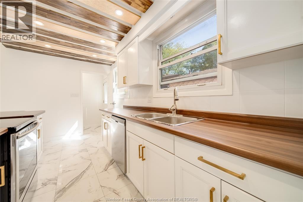 9482 Ryerson, Windsor, Ontario  N8R 1V5 - Photo 20 - 25027266