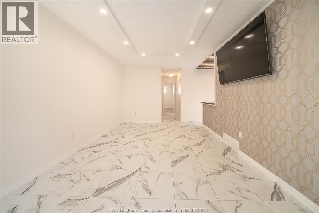 9482 Ryerson, Windsor, Ontario  N8R 1V5 - Photo 11 - 25027266