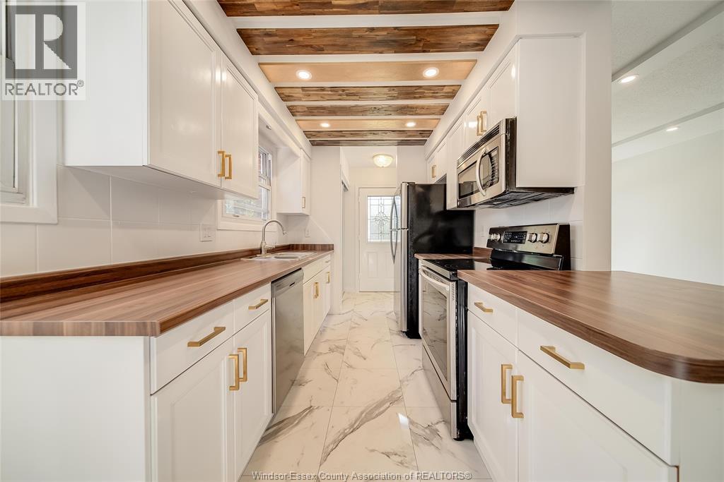 9482 Ryerson, Windsor, Ontario  N8R 1V5 - Photo 17 - 25027266