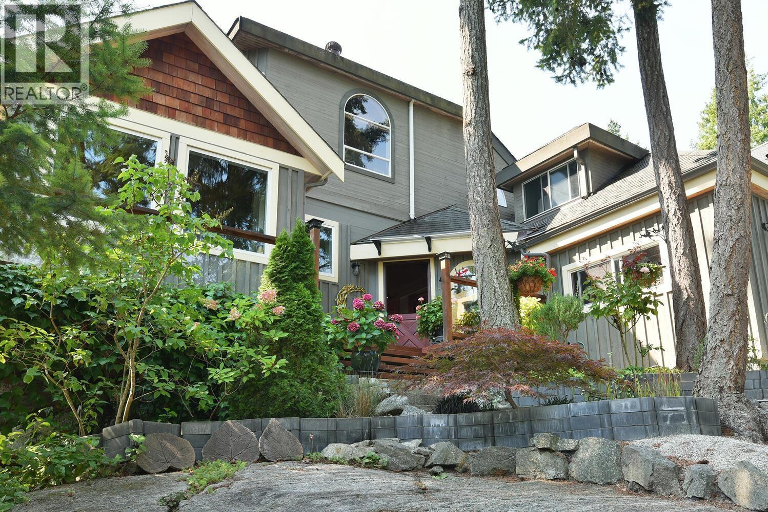 9196 Truman Road, Halfmoon Bay, British Columbia  V7Z 1B5 - Photo 4 - R3043381