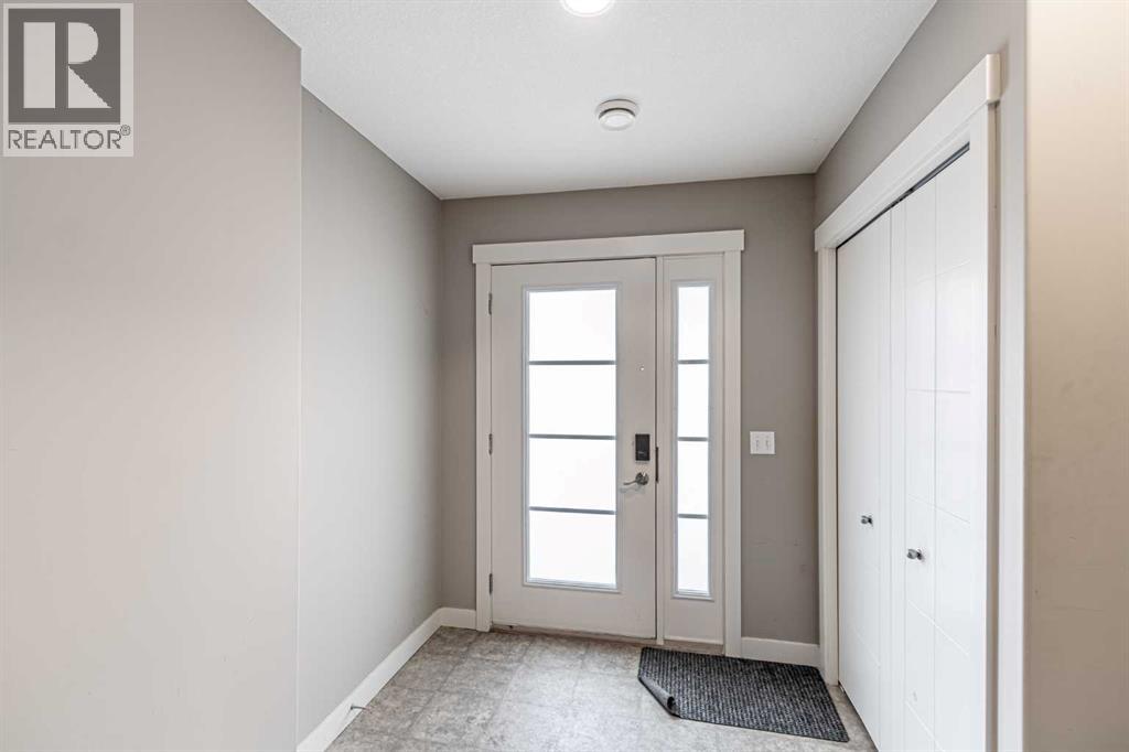 535 Redstone View Ne, Calgary, Alberta  T3N 0M9 - Photo 3 - A2268296