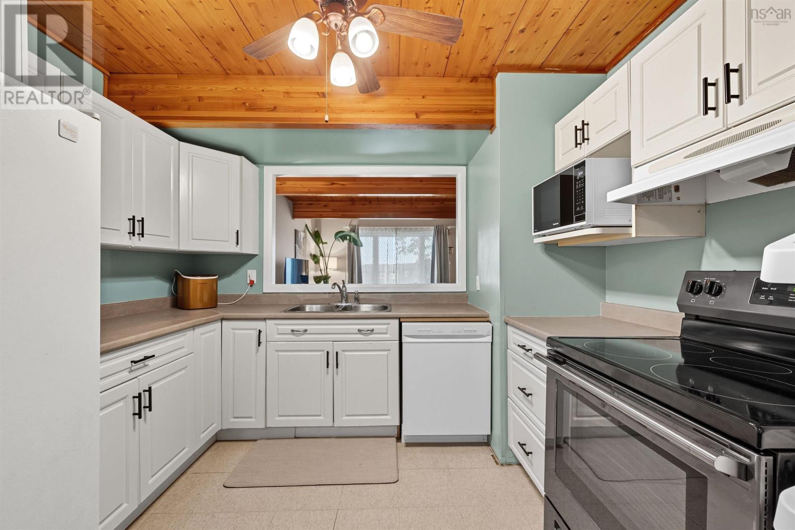 128 Bromley Road, Halifax, Nova Scotia  B3P 2L7 - Photo 8 - 202523568