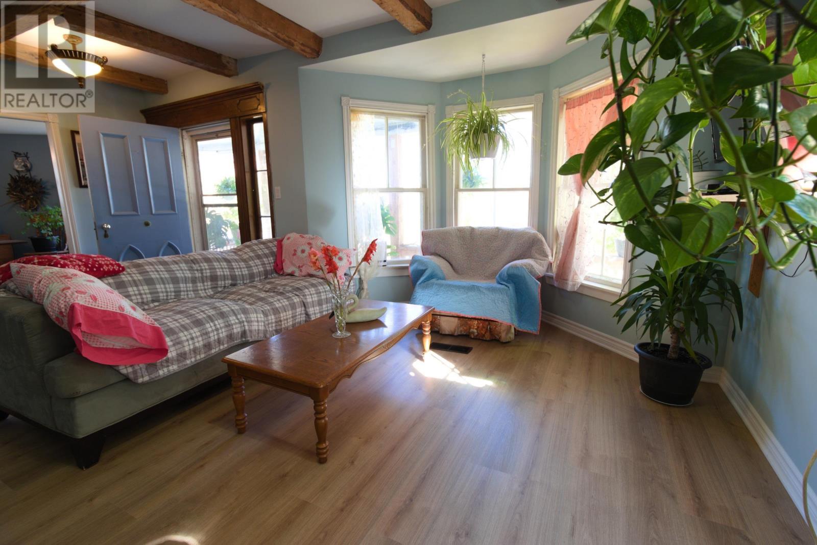 314 Carleton Road, Lawrencetown, Nova Scotia  B0S 1M0 - Photo 4 - 202524887