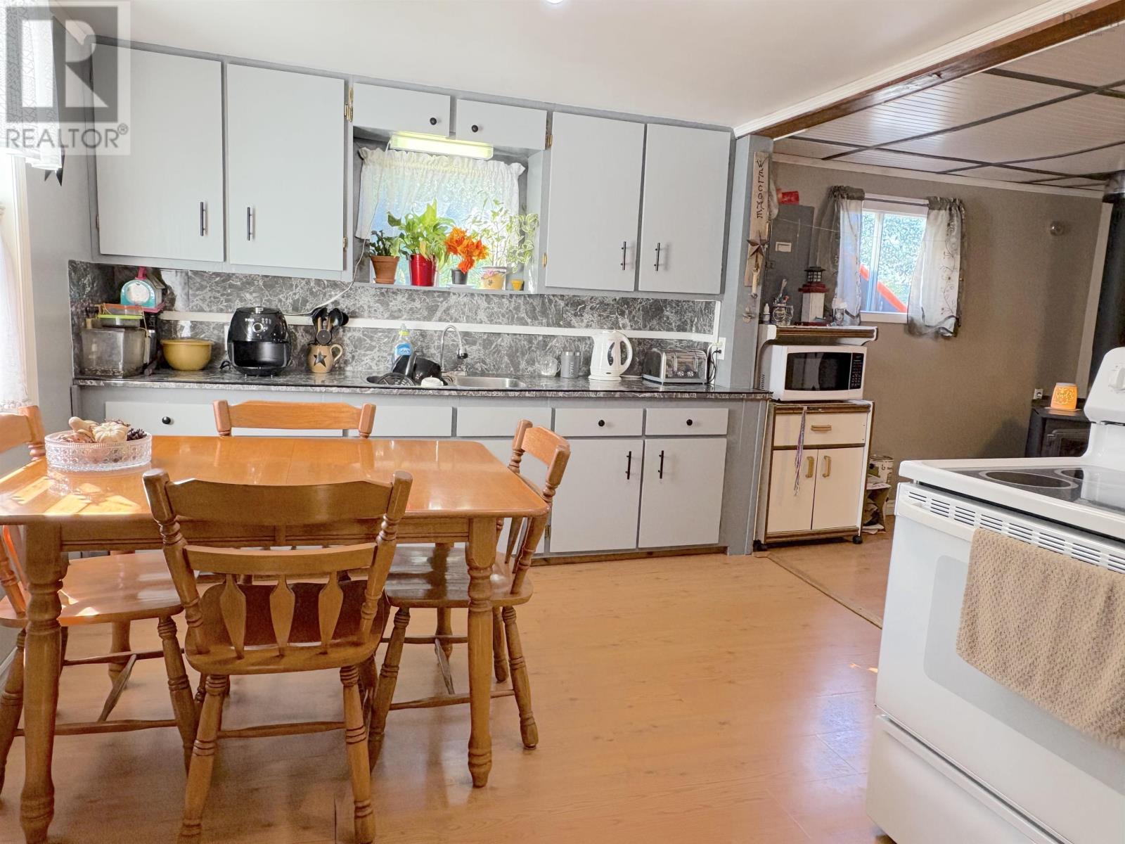 186 Parr Street, Shelburne, Nova Scotia  B0T 1W0 - Photo 14 - 202525481