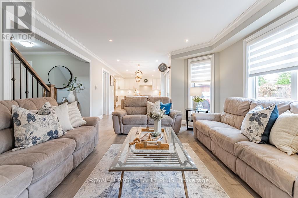 20 Navy Crescent, Brampton, Ontario  L7A 1P3 - Photo 15 - W12491028