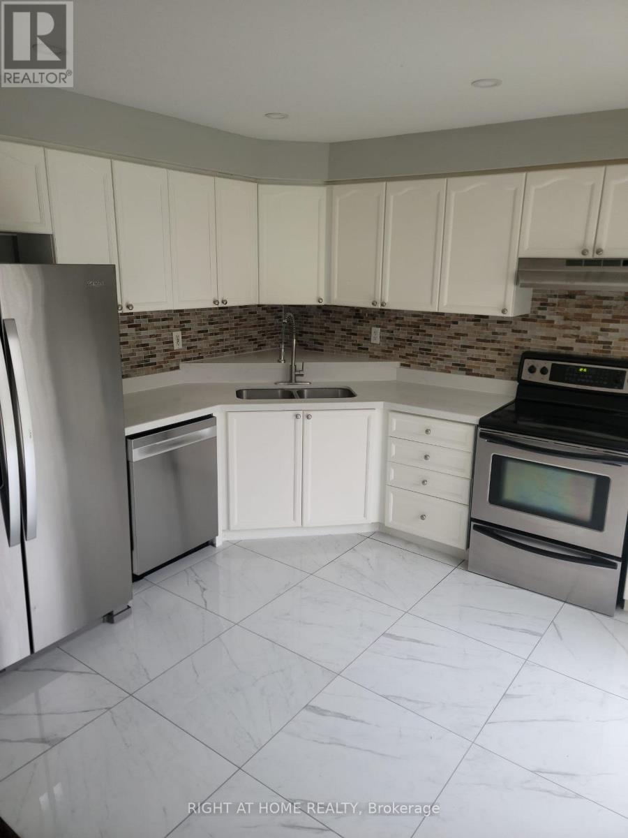 1407 Mcdermott Way N, Milton, Ontario  L9T 6L6 - Photo 8 - W12482238