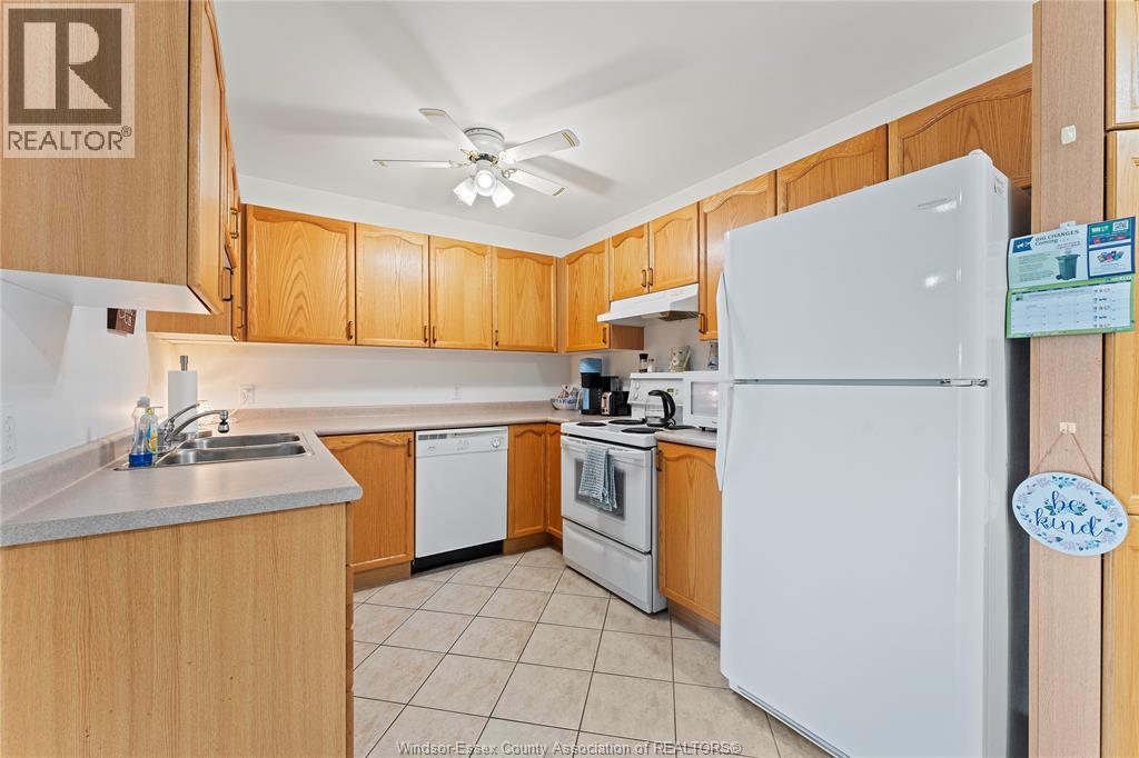 1928 Questa Drive, Windsor, Ontario  N8P 1M5 - Photo 7 - 25027878